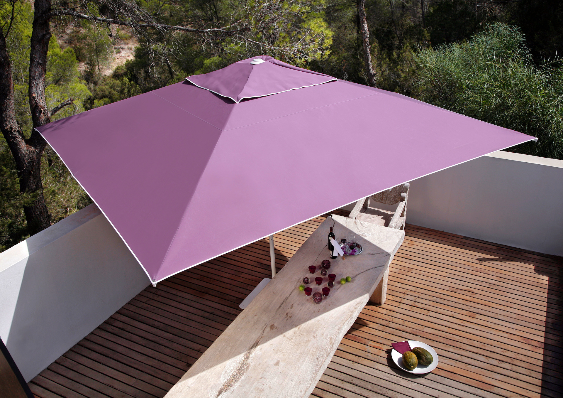 CARAVITA - Exklusive Sonnenschirme und Sonnensegel