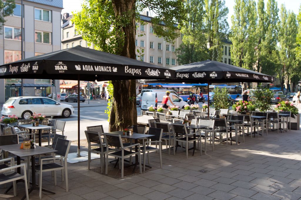 Sonnenschirm Samara Rechteckig schwarz mit Volant